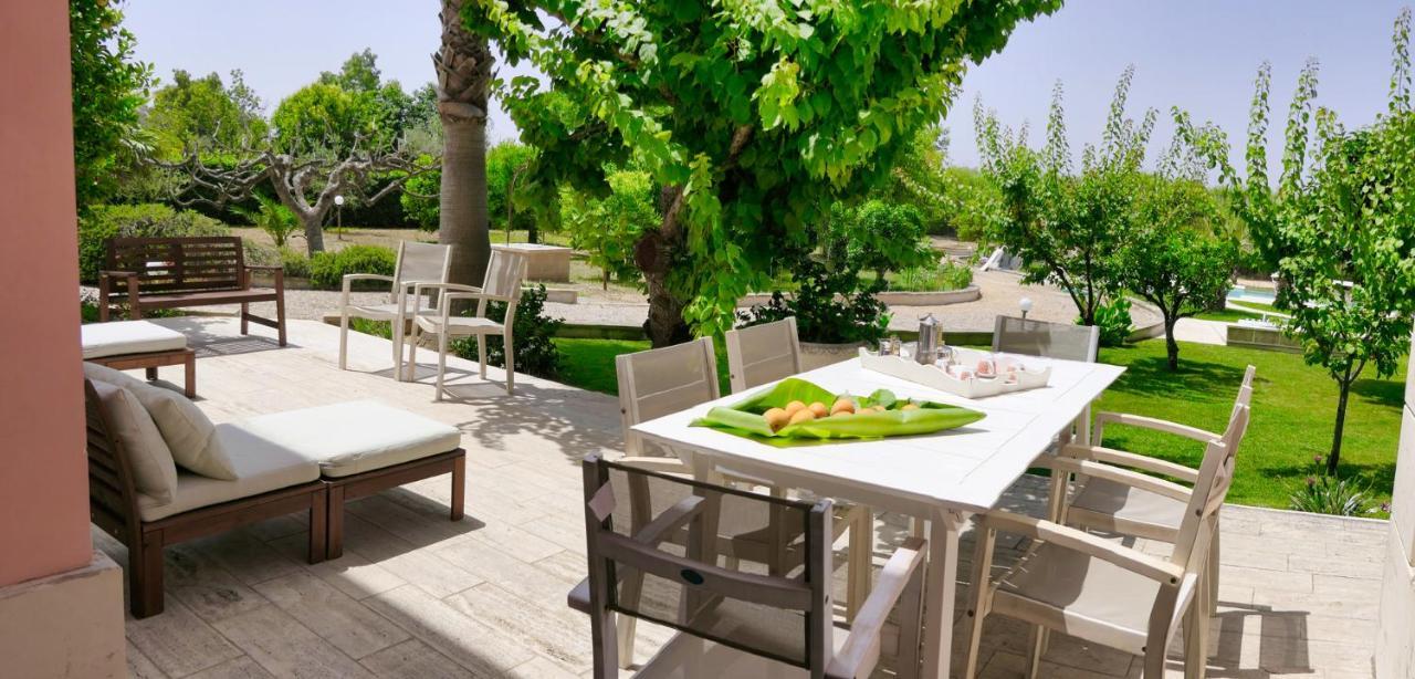 Villa Sirgole Rosa With Pool, Galatina 쿠트로피아노 외부 사진