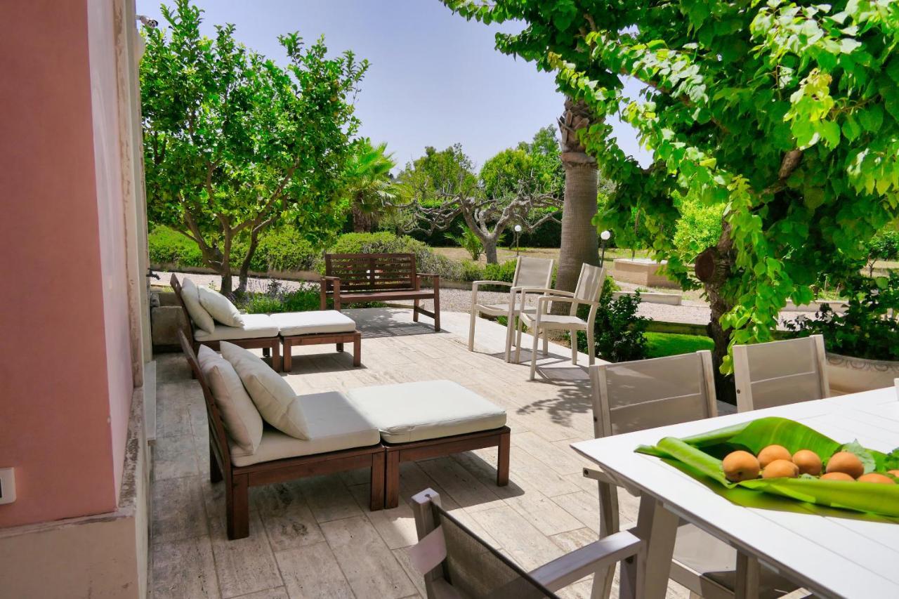 Villa Sirgole Rosa With Pool, Galatina 쿠트로피아노 외부 사진