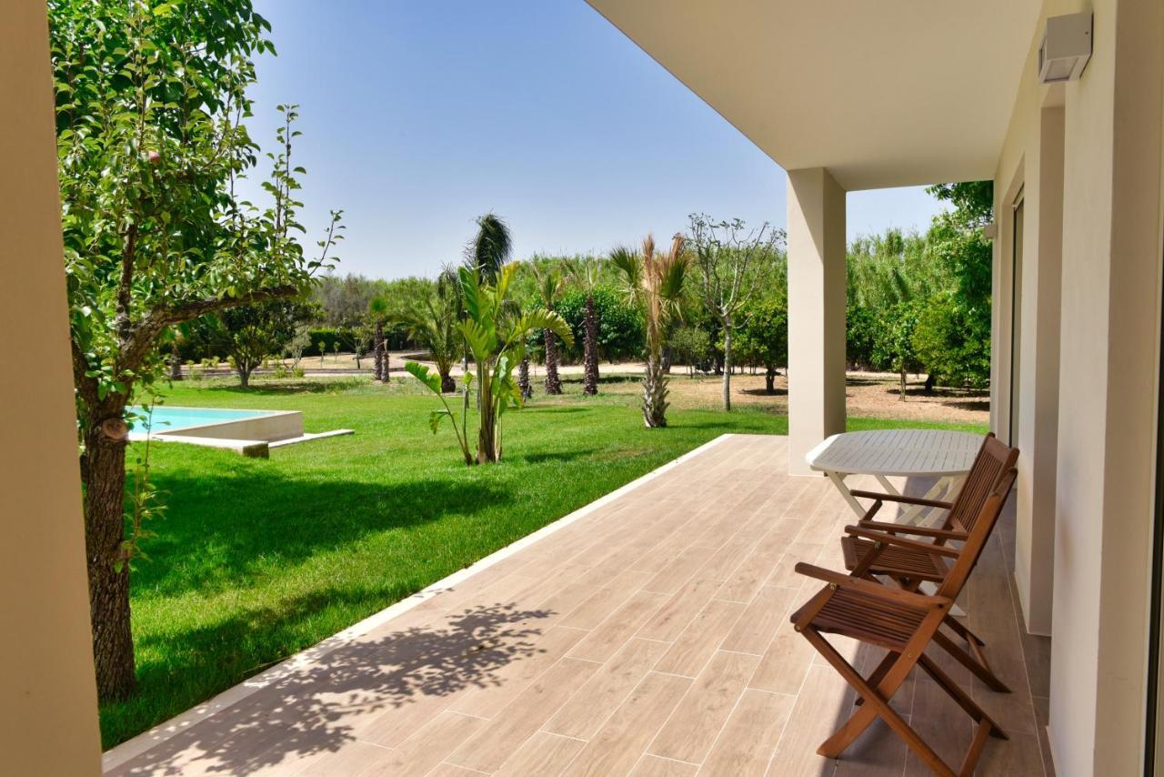 Villa Sirgole Rosa With Pool, Galatina 쿠트로피아노 외부 사진